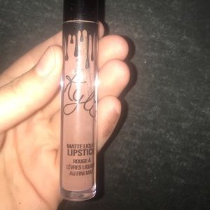 Kylie lipstick in the shade “moon”